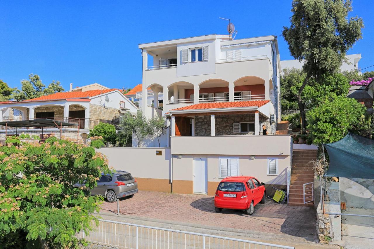 Apartments By The Sea Seget Vranjica, Trogir - 13771 エクステリア 写真