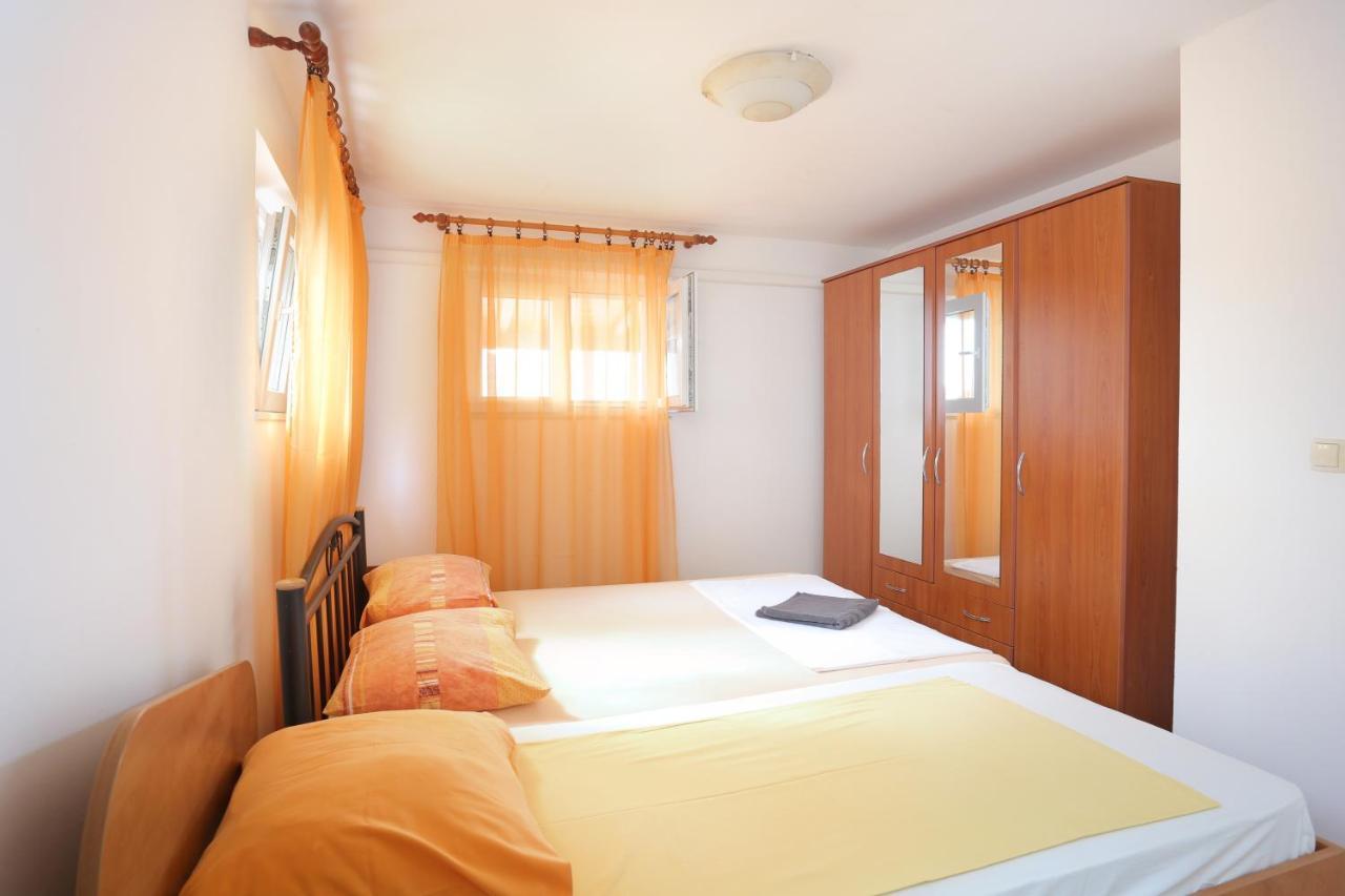 Apartments By The Sea Seget Vranjica, Trogir - 13771 エクステリア 写真