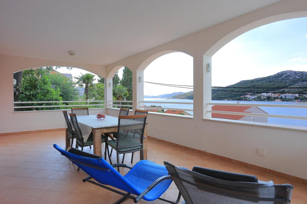 Apartments By The Sea Seget Vranjica, Trogir - 13771 エクステリア 写真