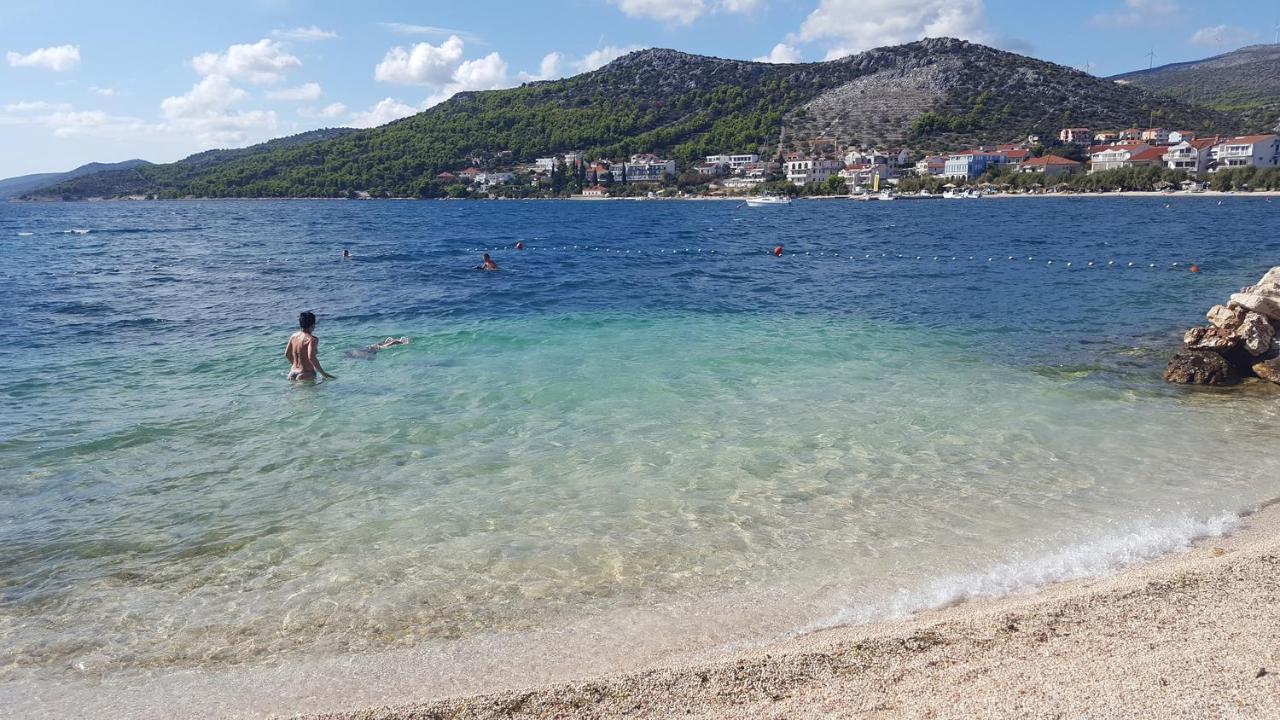 Apartments By The Sea Seget Vranjica, Trogir - 13771 エクステリア 写真